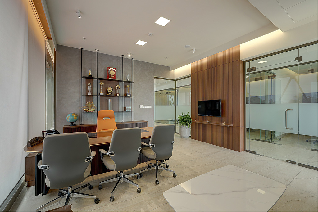  Cabin-Based Office Design 